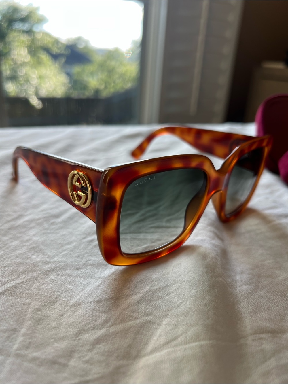 Gucci GG0141S Havana Oversized Square Sunglasses w/ Case, Pouch & Cloth
